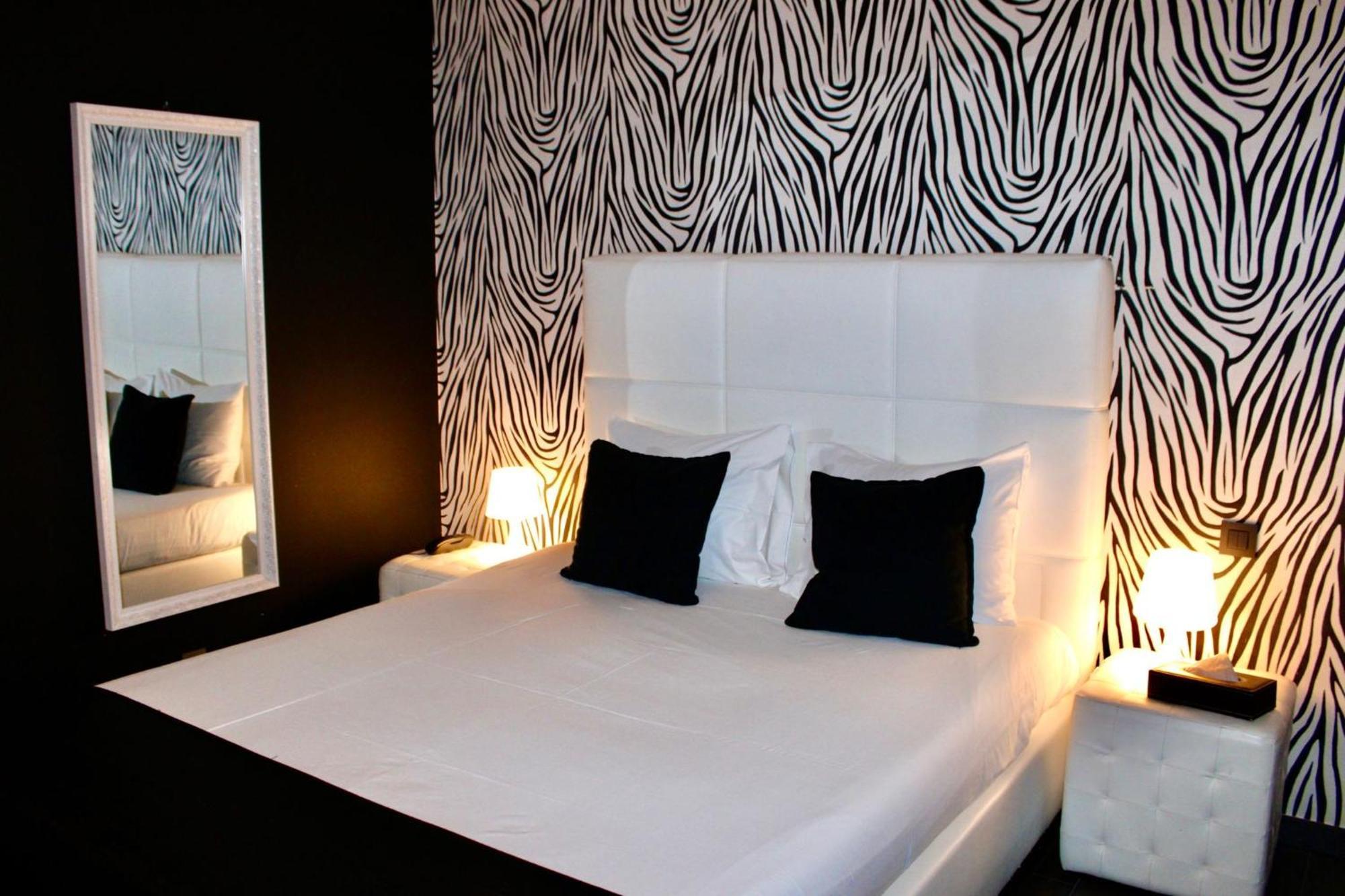 Hotel V E R O N E - Rooms&suites - - Rocourt 3*