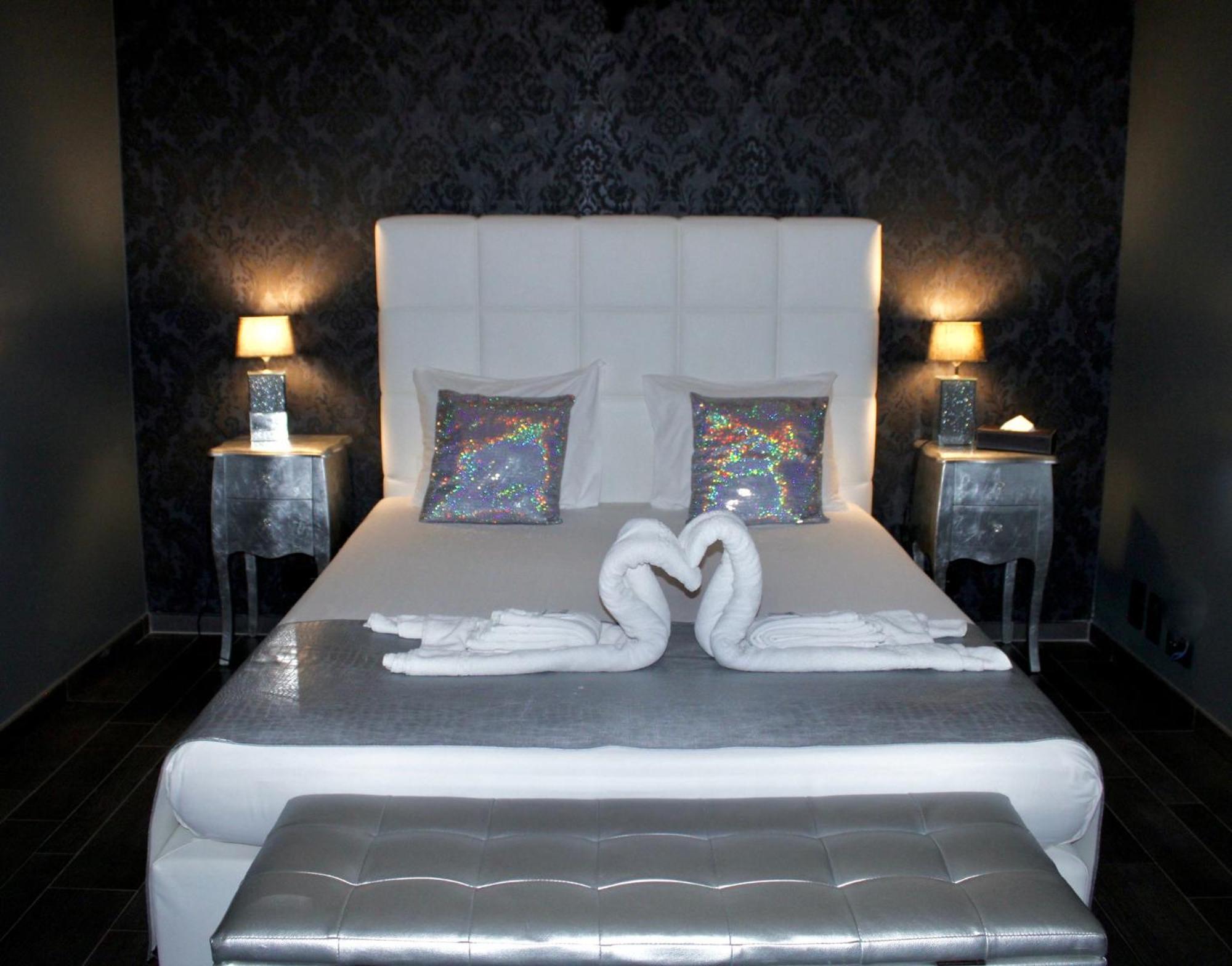 V E R O N E - Rooms&suites - - Rocourt Liège